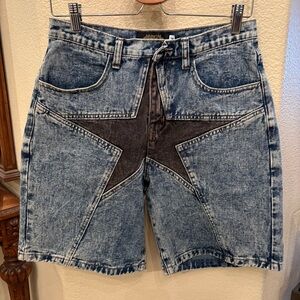 EDITORIAL DEPARTMENT Blue Denim Star Pattern Shorts Size Medium